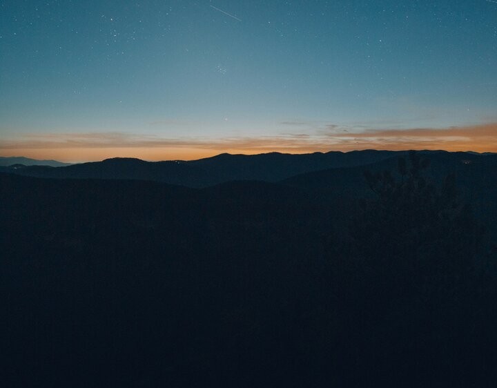 Starry night sky over the Blue Ridge Mountains